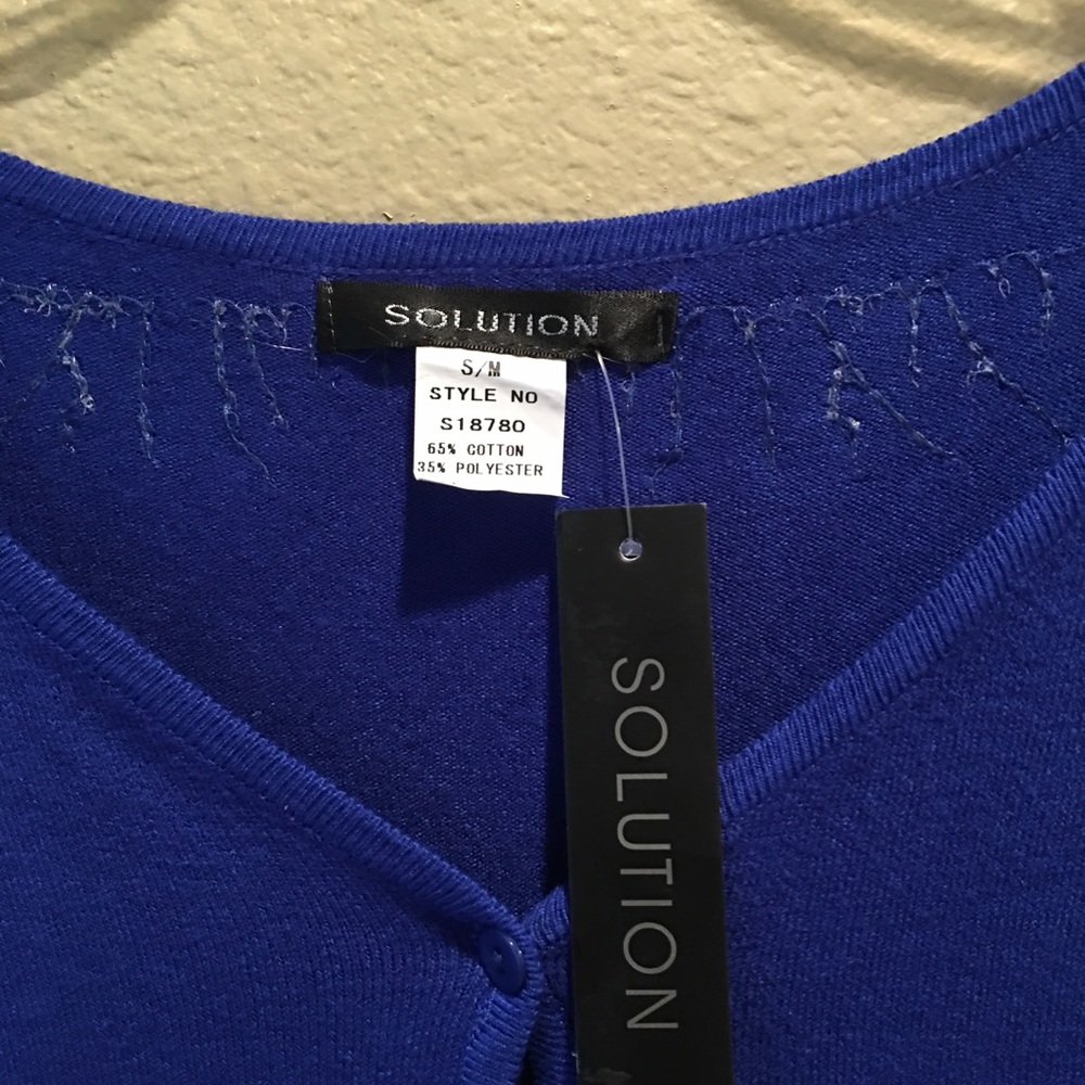 Solution sweater - Picture 3 of 3